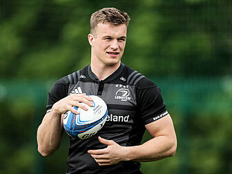 Van Der Flier back for Leinste...